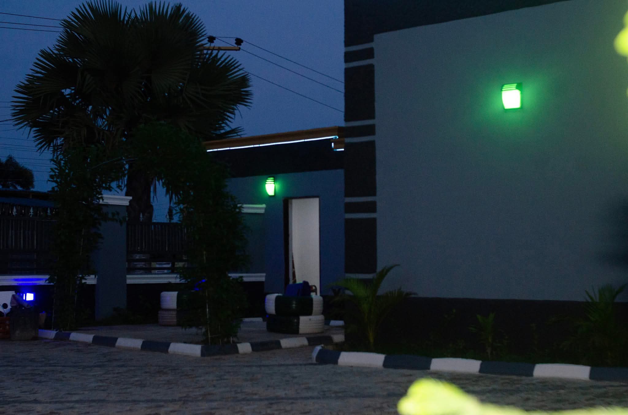 Night view of Tracer Wave Cabin